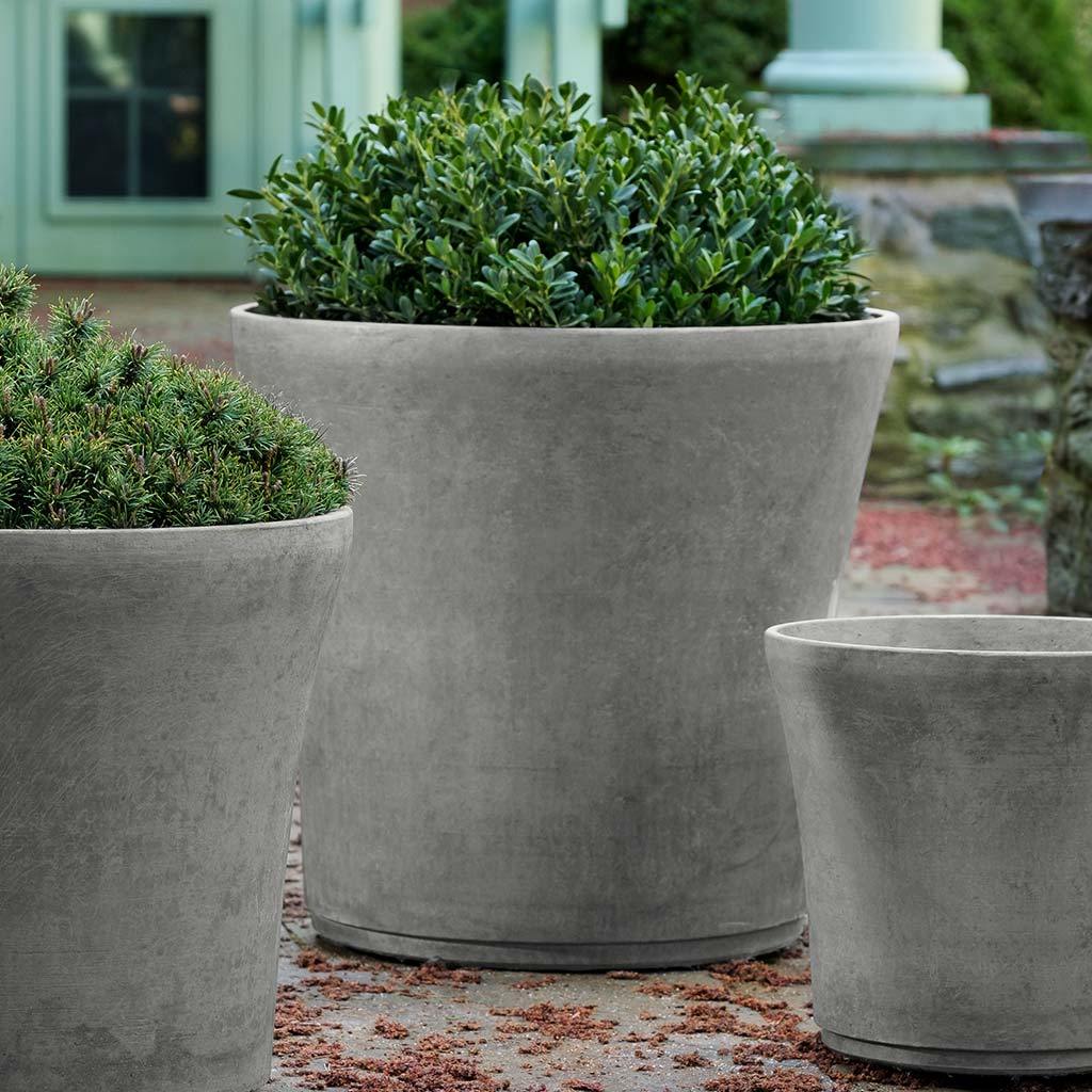Planters & Garden Urns
