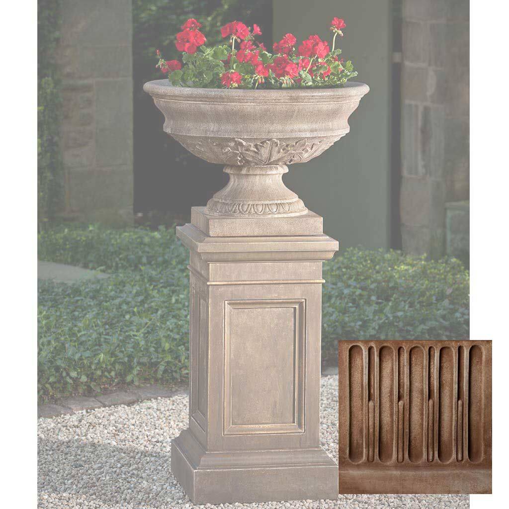 Coachhouse Urn with Pedestal - Image 3
