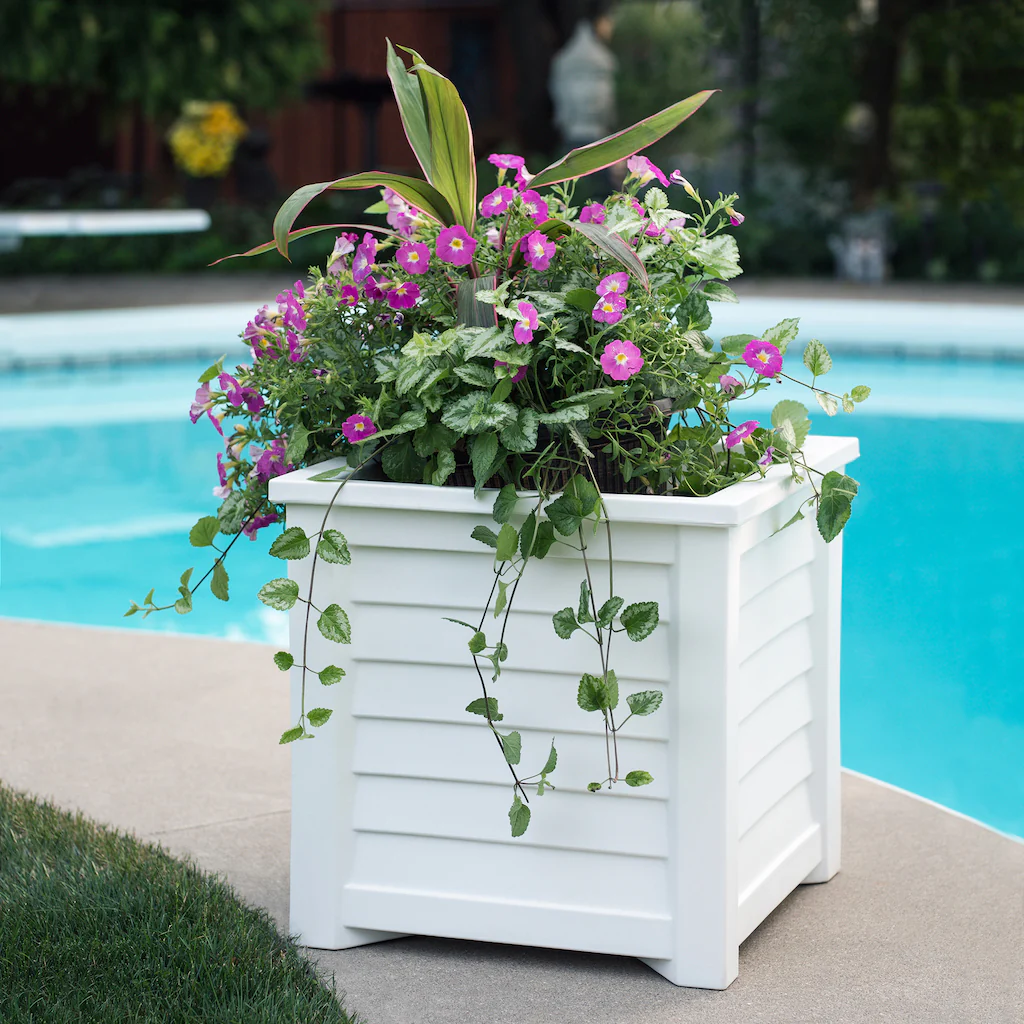 Lakeland 20x20 Square Planter - Image 3