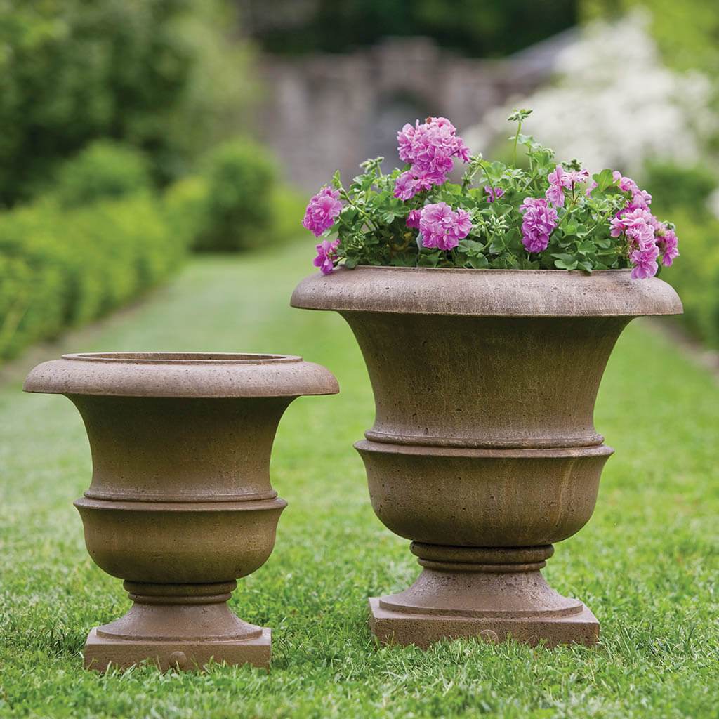 Williamsburg Wren Planter - Small - Image 2